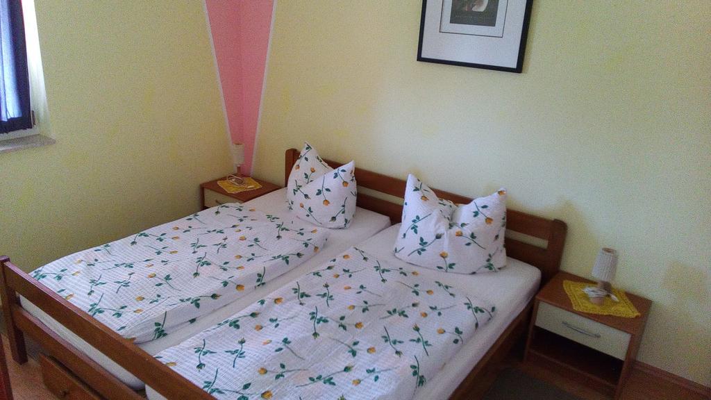 Apartments Katarina Porec Esterno foto